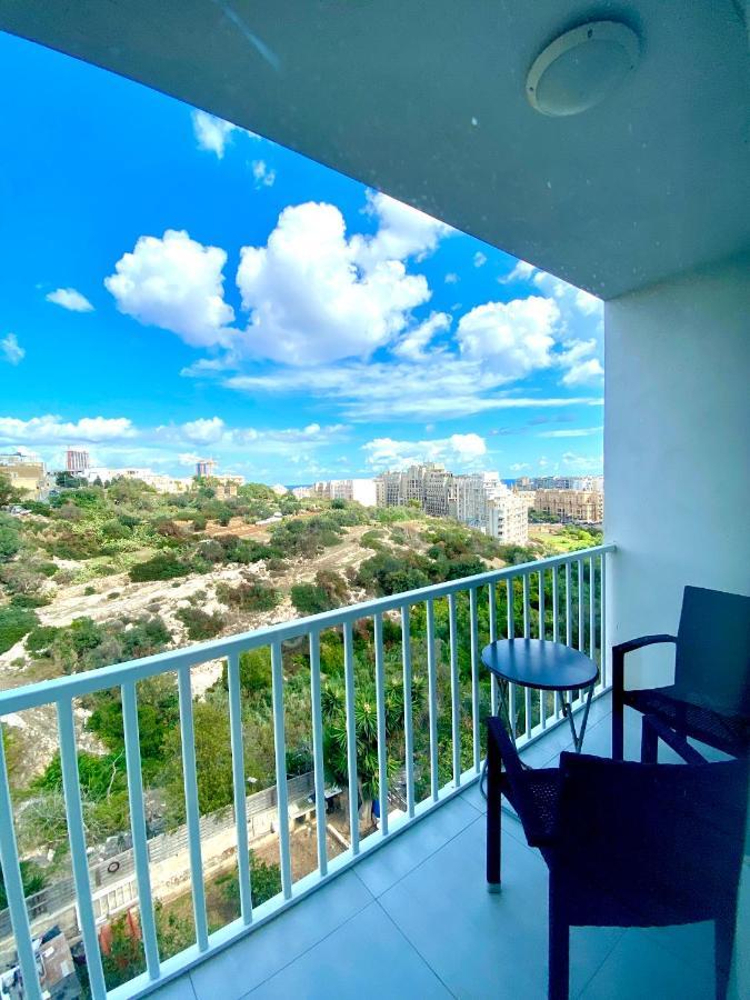 Charming Apartment In The Heart Of St. Julians San Ġiljan Exterior foto