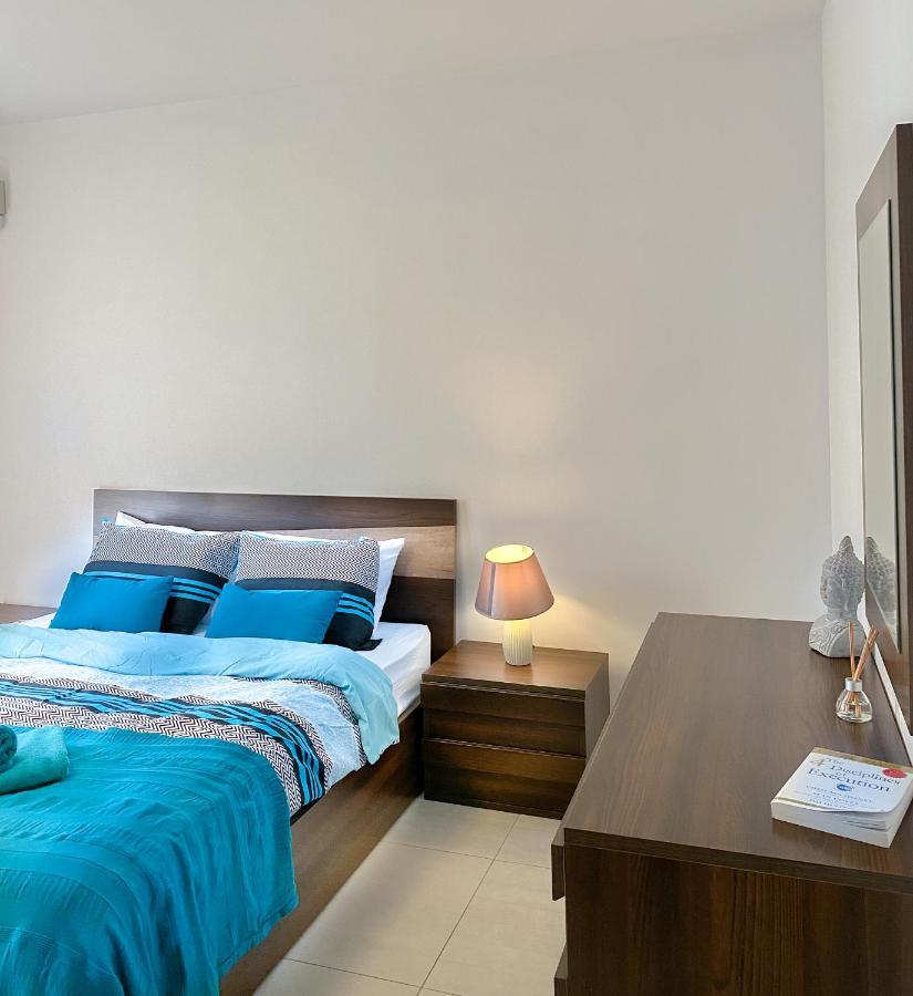 Charming Apartment In The Heart Of St. Julians San Ġiljan Exterior foto