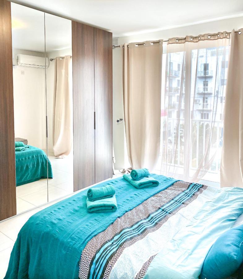 Charming Apartment In The Heart Of St. Julians San Ġiljan Exterior foto
